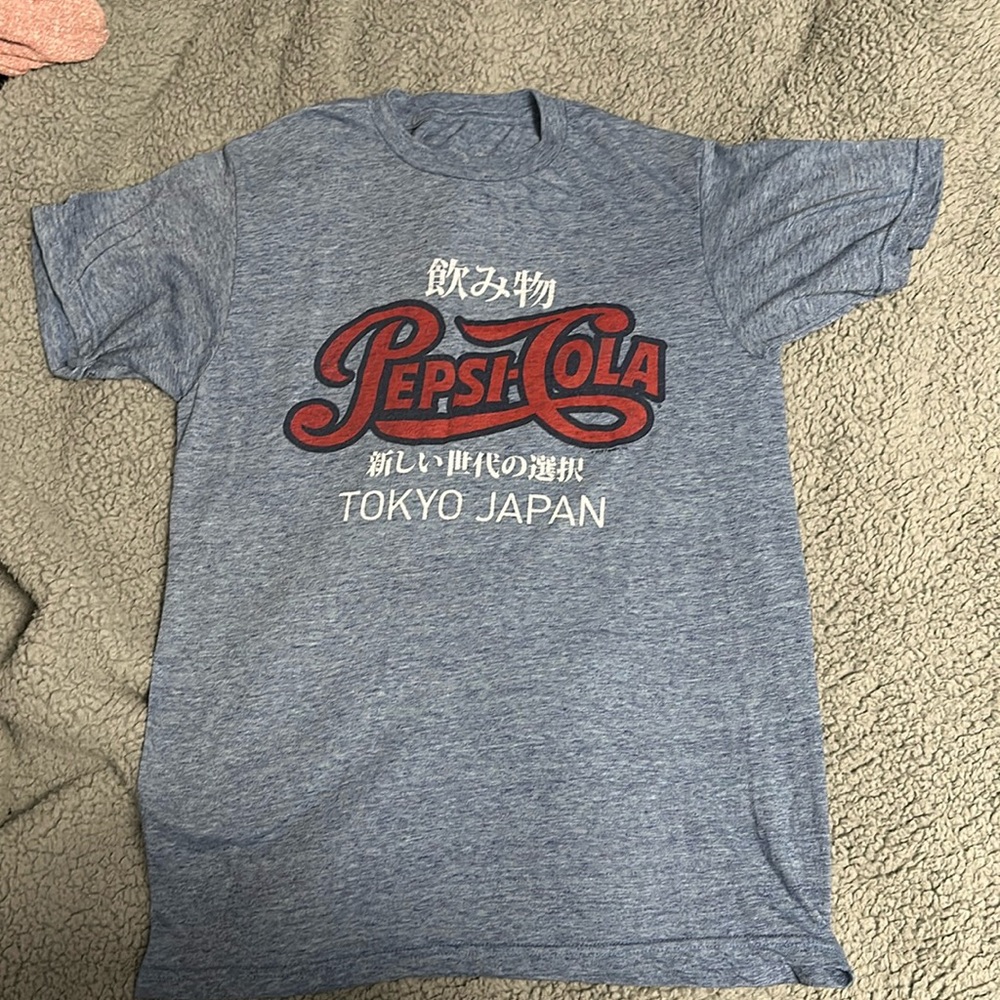 Grafic Pepsi-Cola Tee.